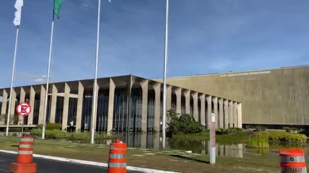 Вождение Штаб Квартире Министерства Иностранных Дел Бразилии — стоковое видео