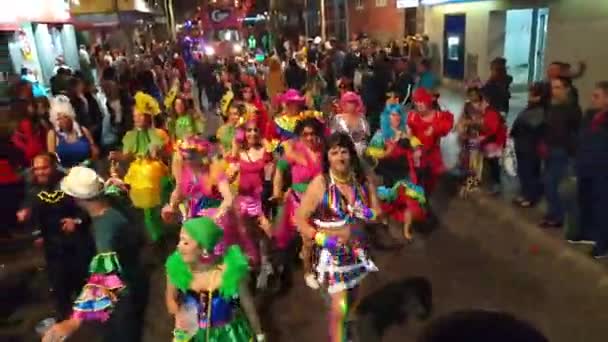 People Dancing Enjoying Themselves Gran Canaria Carnival Canary Islands Spain — стоковое видео