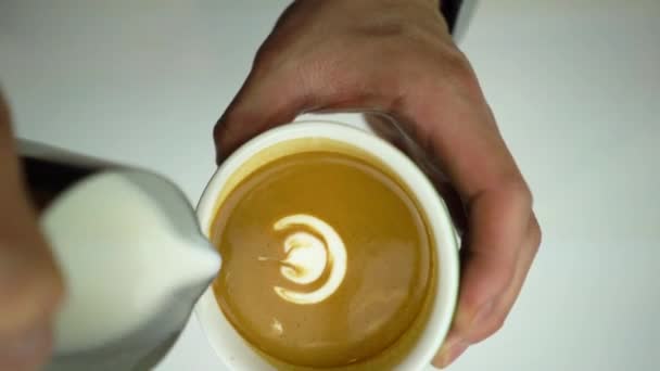 Inverted Tulip Swanfree Pour Latte Art Coffee Art — Vídeos de Stock