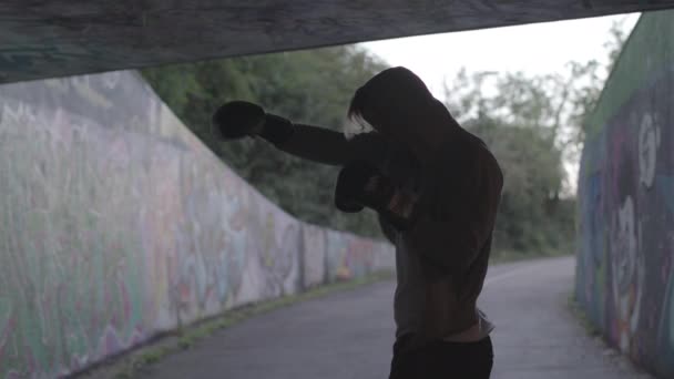 Wide Shot Young Attract Man Boxing Underpass Slow Motion — Vídeos de Stock