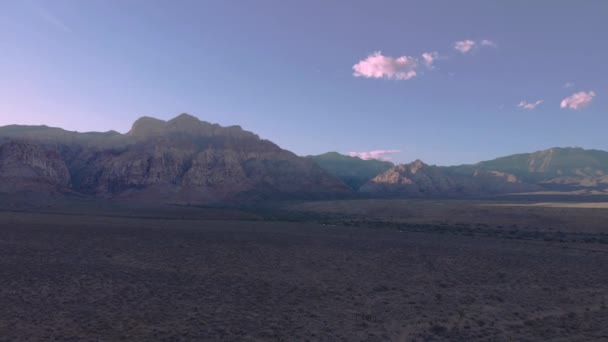 Sunset Nevada Mountain Highways Aerial Drone Footage — Vídeo de stock