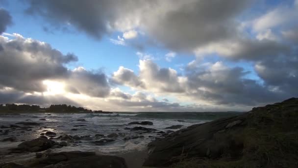 Пляжі Буря Вдень — стокове відео