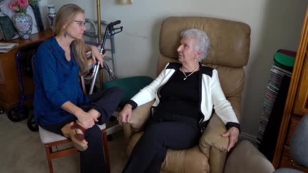 Mature Woman Elderly Woman Talk Relaxed Atmosphere Walker Flowers Corner — Vídeo de Stock