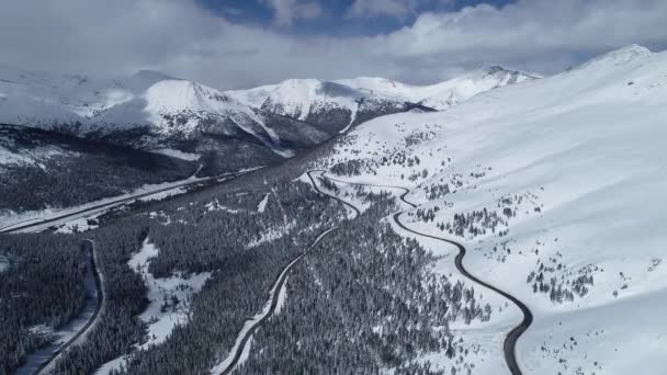 Storm Brewing Peaks Loveland Pass Colorado Aerial Views Mountains Highway — Stockvideo