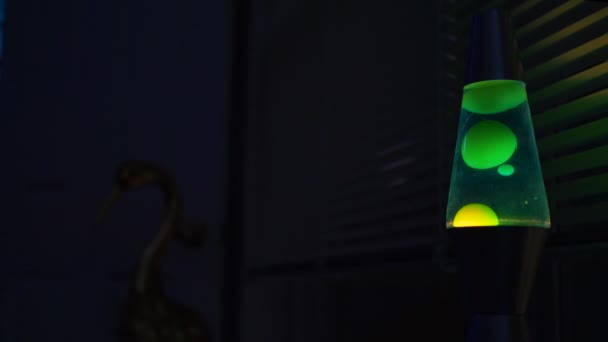 Green Lava Lamp Close Real Time — Stockvideo