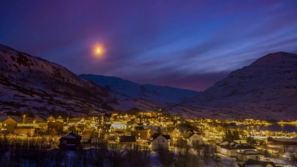 Avond Noorwegen Moonset Een Klein Stadje Paarse Avond Midden Winter — Stockvideo