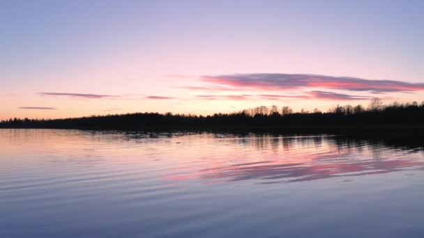 Panning Shot Beautiful Autumn Sunset Lake — Stockvideo