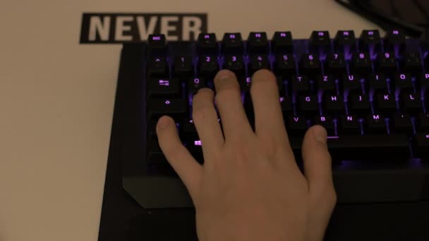 Hands Keyboard Kid Playing Games — Stockvideo