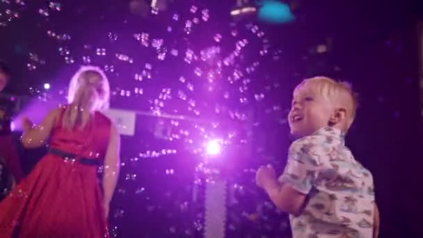 Kids Chasing Bubbles Children Party Slow Motion — Vídeo de Stock