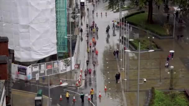 Sped Timelapse Aerial View Runners Bristol City Centre — Wideo stockowe