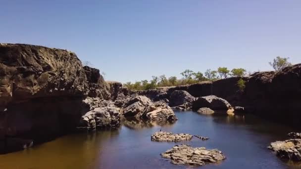 Drone Flying Rocks Flys Rocky Gorge Location Copperfield Gorge Qld — Video