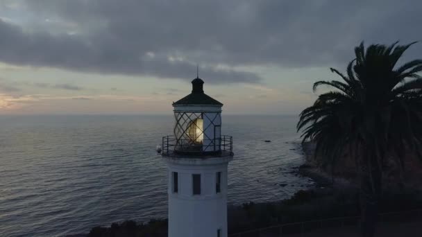 著名的Vicente角灯塔的日落空中录像 — 图库视频影像