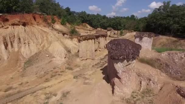 Aerial Shot Phrae Phae Muang Phi Forest Park Phrae Province — Vídeos de Stock