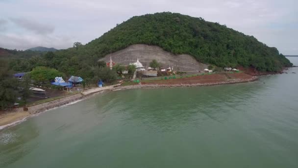 Krom Luang Chumphon Monument Aerial Shot Chumporn Province Thailand — Stock videók