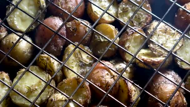 Camera Looking Straight Browned Herbed New Potatoes Wire Basket Hot — Stock Video