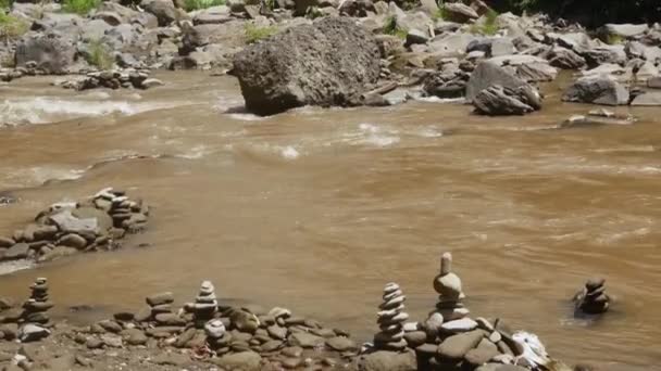 Flowing Mountain River Rocks — Stock Video