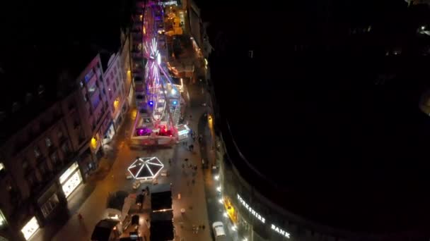 Колесо Обозрения Городе Ночном Дроне Shot Sheffield Рождественский Рынок Panning — стоковое видео