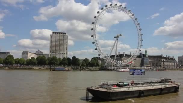 Time Lapse London Eye River Thames Blue Sky — Vídeo de Stock