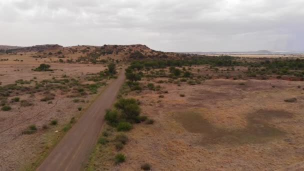 Drone Descent District Road Cloudy Overcast Day — Stockvideo