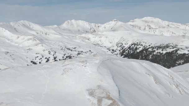 Aerial Views Mountain Peaks Loveland Pass Colorado — Stockvideo