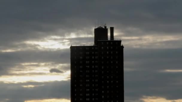 Time Lapse Housing Project Bushwick Brooklyn New York Sun Sets — 图库视频影像