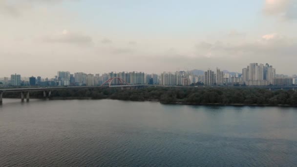 Aerial Video Dawn Sun Building River Han Sky Fog Panorama — стоковое видео