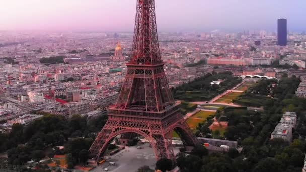 Aerial View Eiffel Tower City Sunrise Paris France — Vídeo de Stock