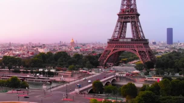 Aerial View Eiffel Tower Sunrise Paris France — Vídeo de Stock