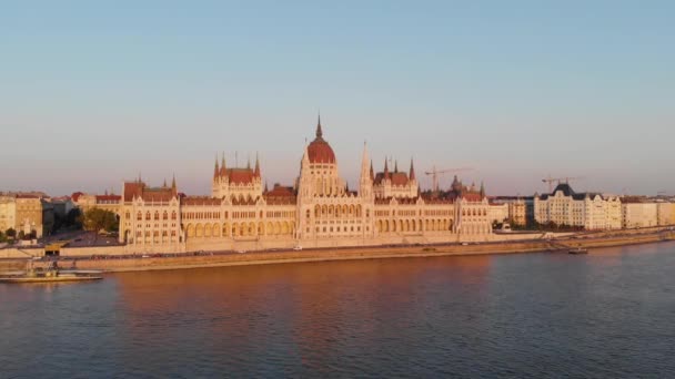 Aerial View Hungarian Parliament Sunset Budapest Hungary — Stok video