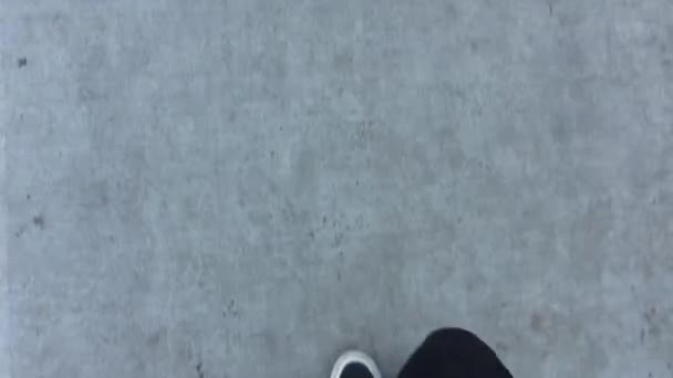 Top View Fast Paced Walking Sidewalk — Stockvideo