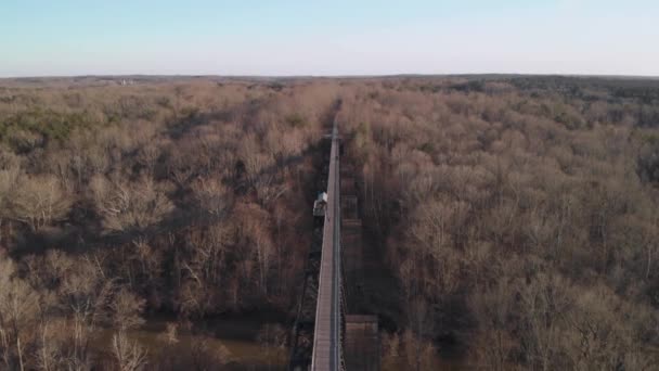 Létání Přes High Bridge Trail Zrekonstruovaný Most Občanské Války Virginii — Stock video