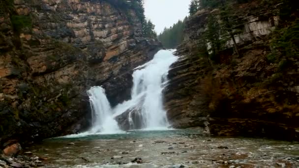 One Most Photographed Scenic Spots Waterton Lakes National Park Cameron — стоковое видео