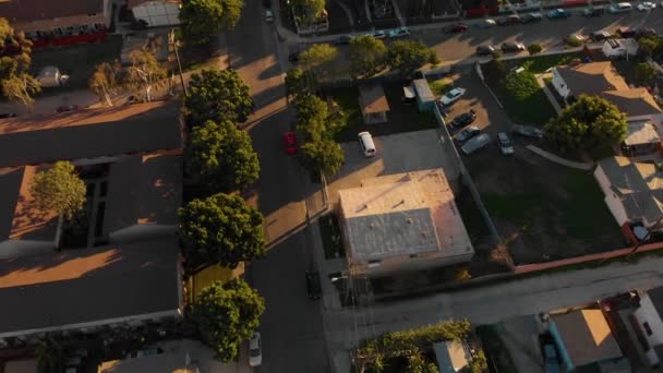Авіакомпанія San Diego Southcrest Neighborhood Aerial Sunset — стокове відео