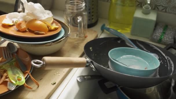 Kitchen Sink Flowing Dishes Washed — Stockvideo