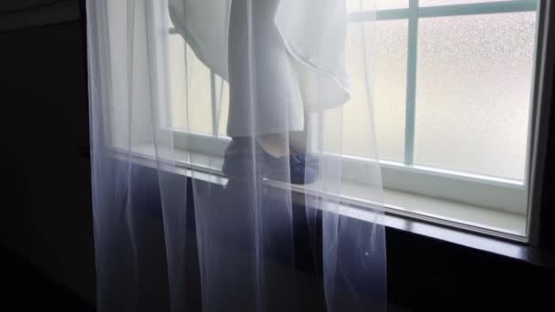 Wedding Dress Veil Drape Shoes Rings Rest Large Window Sill — Vídeo de Stock