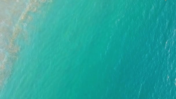 Acima Água Azul Turquesa Fundo Oceano — Vídeo de Stock