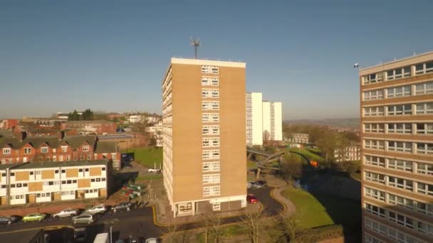 Imagens Aéreas Vista Blocos Torre Alta Elevação Apartamentos Construídos Cidade — Vídeo de Stock