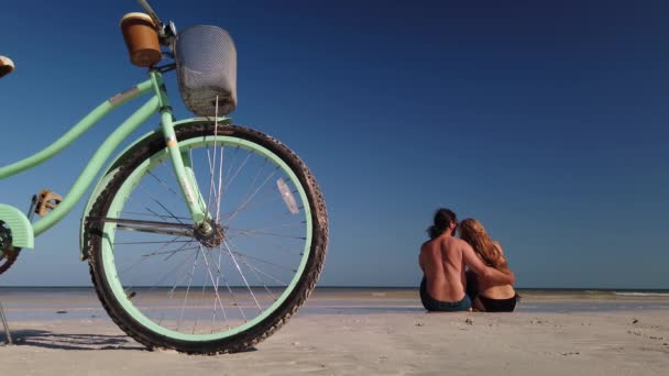 Wide Shot Bike Foreground Man Woman Put Arms Each Other — Wideo stockowe