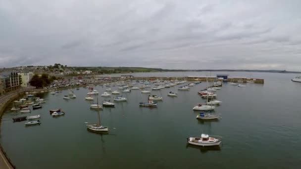 Penzance Harbour Dock Boats Yachts Bridge Dry Dock Beautiful Picturesque — Stok video