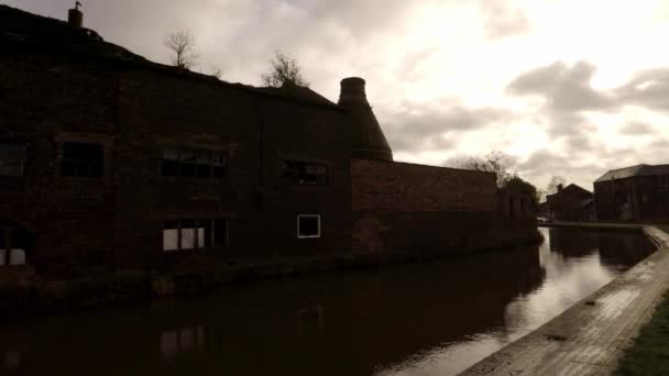 Old Abandoned Derelict Pottery Factory Bottle Kiln Located Longport Stoke — Wideo stockowe