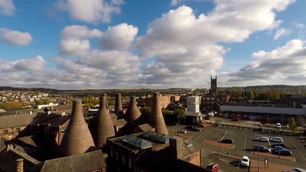 Aerial Footage View Famous Bottle Kilns Gladstone Pottery Museum Stoke — Vídeo de stock