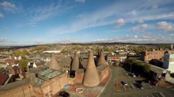 Aerial Footage View Famous Bottle Kilns Gladstone Pottery Museum Stoke — Stok video