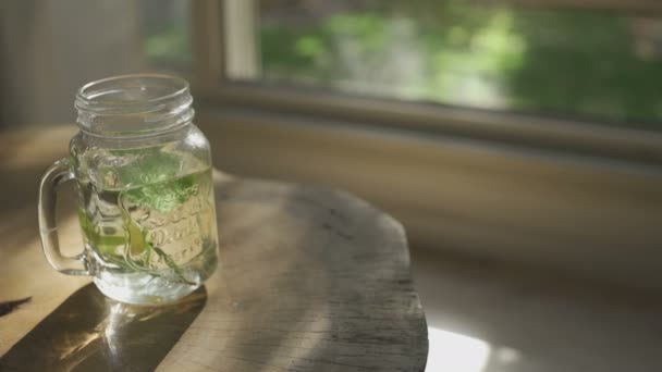 Setting Glass Mug Hot Water Herbal Tea Table — Wideo stockowe