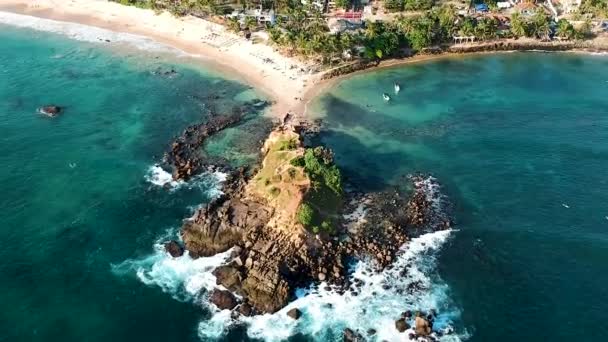 Aerial Drone Mirissa Beach Sunset Golden Hour Parrot Rock Waves — Stock Video