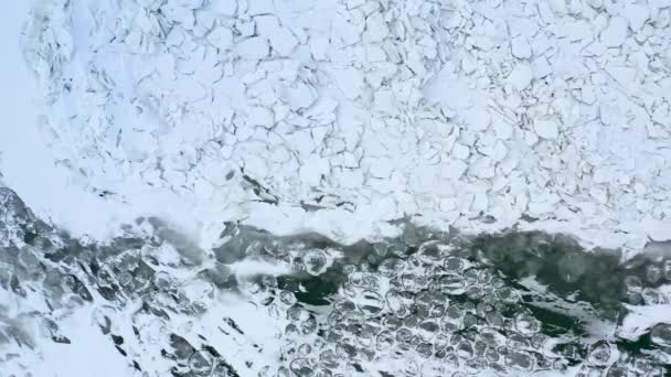 Ice Melting Lake Aerial Footage Revealing Warming Temperatures Melting Ice — Wideo stockowe