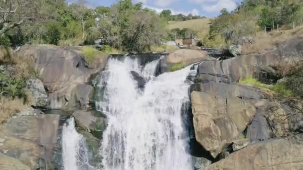 Aerial Shot Goes Waterfall Vast Landscape Area Atlantic Forest Brazil — Stok video