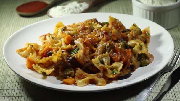 Delicious Italian Meal Known Farfalle Made Spicy Juicy Sauce — Stock videók