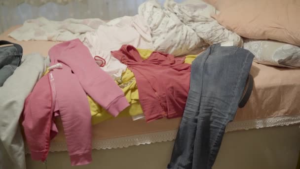 Messy Bedroom Lots Men Women Clothes Thrown Messy Bed — Wideo stockowe