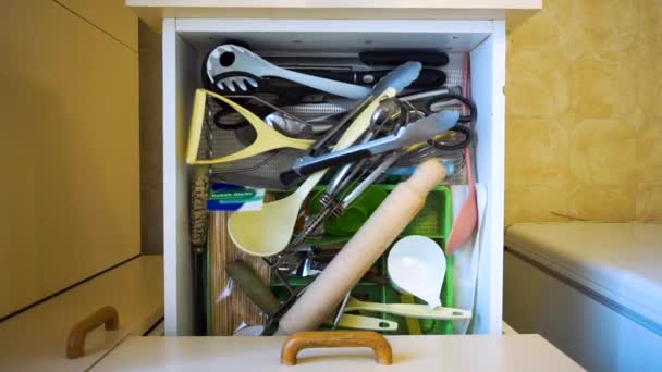 Top View Hands Open Kitchen Draw Search Mess Utensils Close — Wideo stockowe