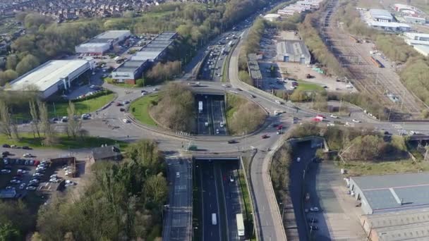 Imágenes Aéreas Una Gran Sección Autopista Cercanías Autopista Durante Congestión — Vídeos de Stock